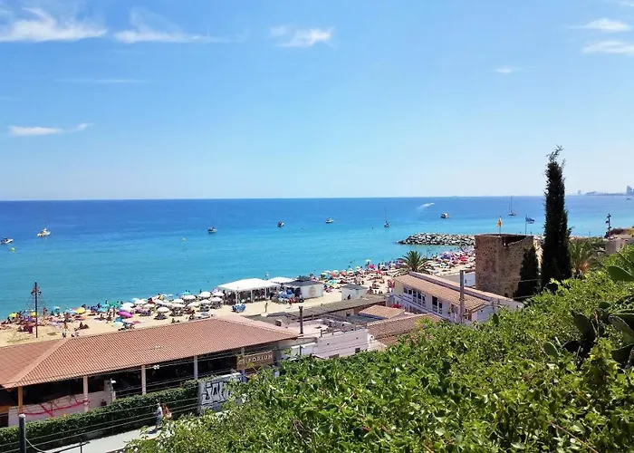 Bianca Seaview & Beach Apartment